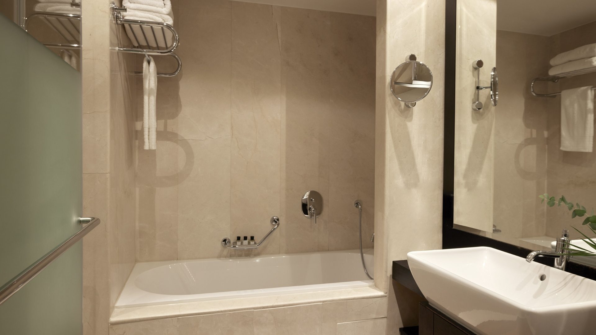 A bathroom with a bathtub at Daios Luxury Living